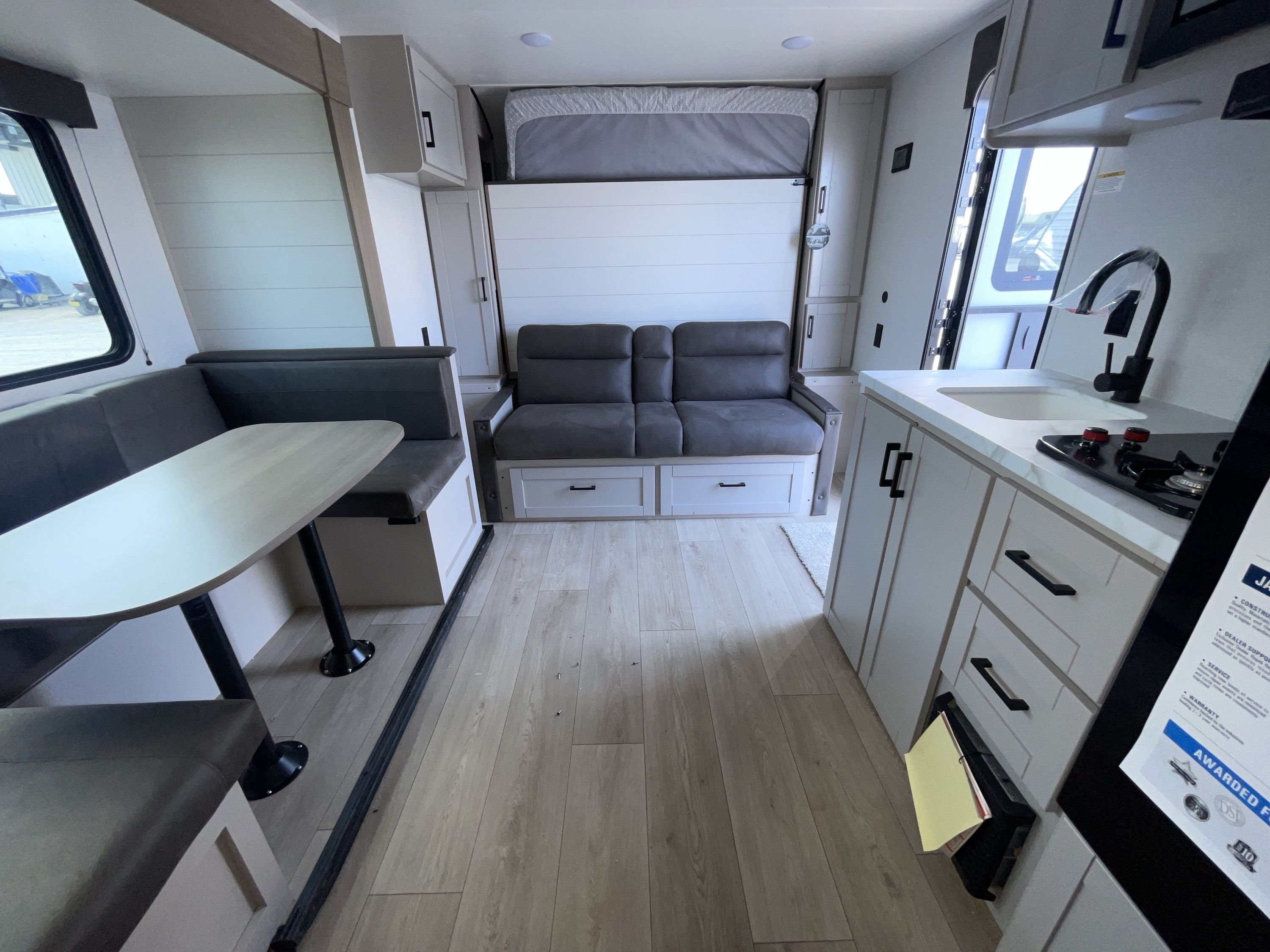 2027 Jayco JAY FLIGHT 197MBW in anthony TX