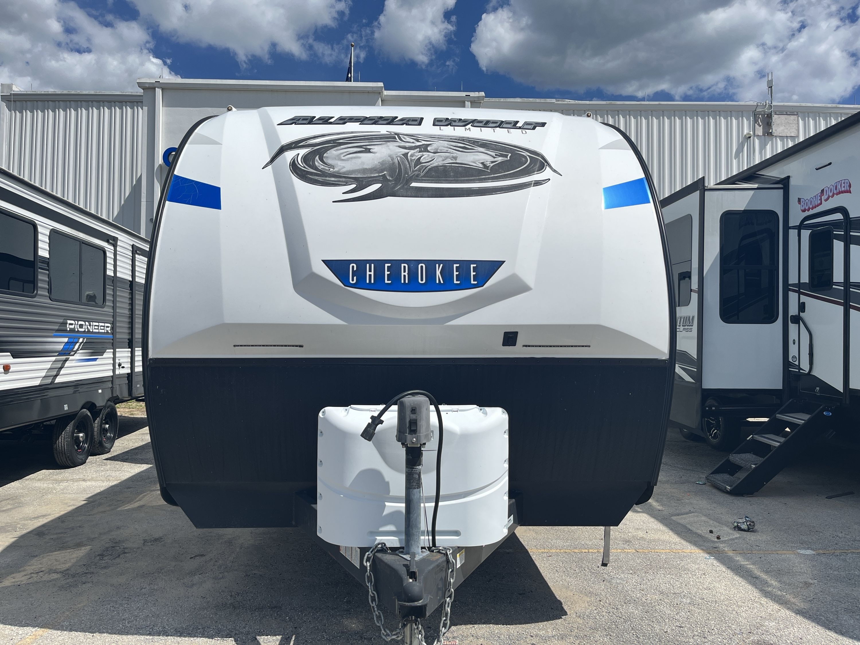 2020 Forest River ALPHA WOLF 26RL-L RV