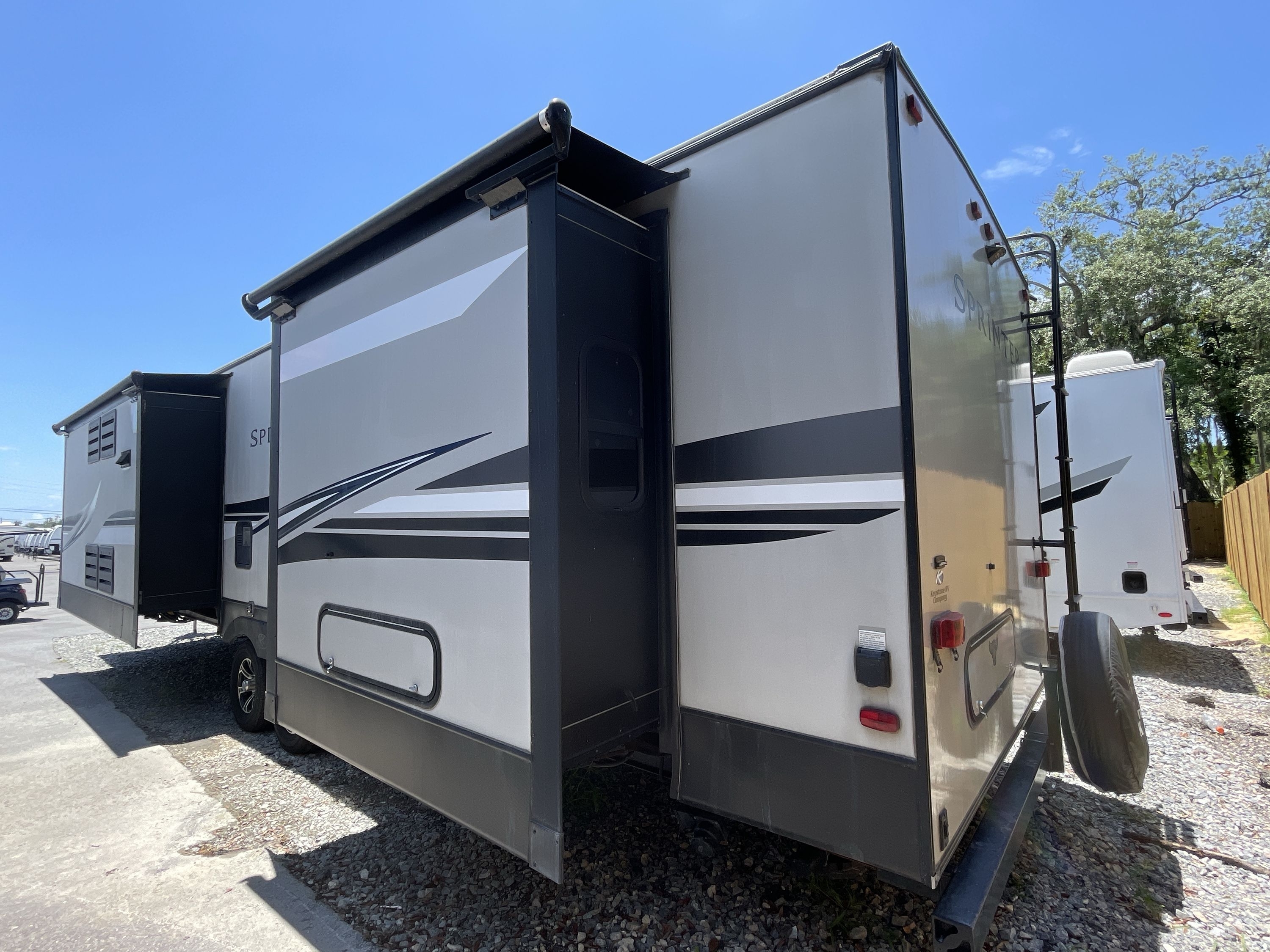2021 Keystone SPRINTER LIMITED 330KBS in panama city FL
