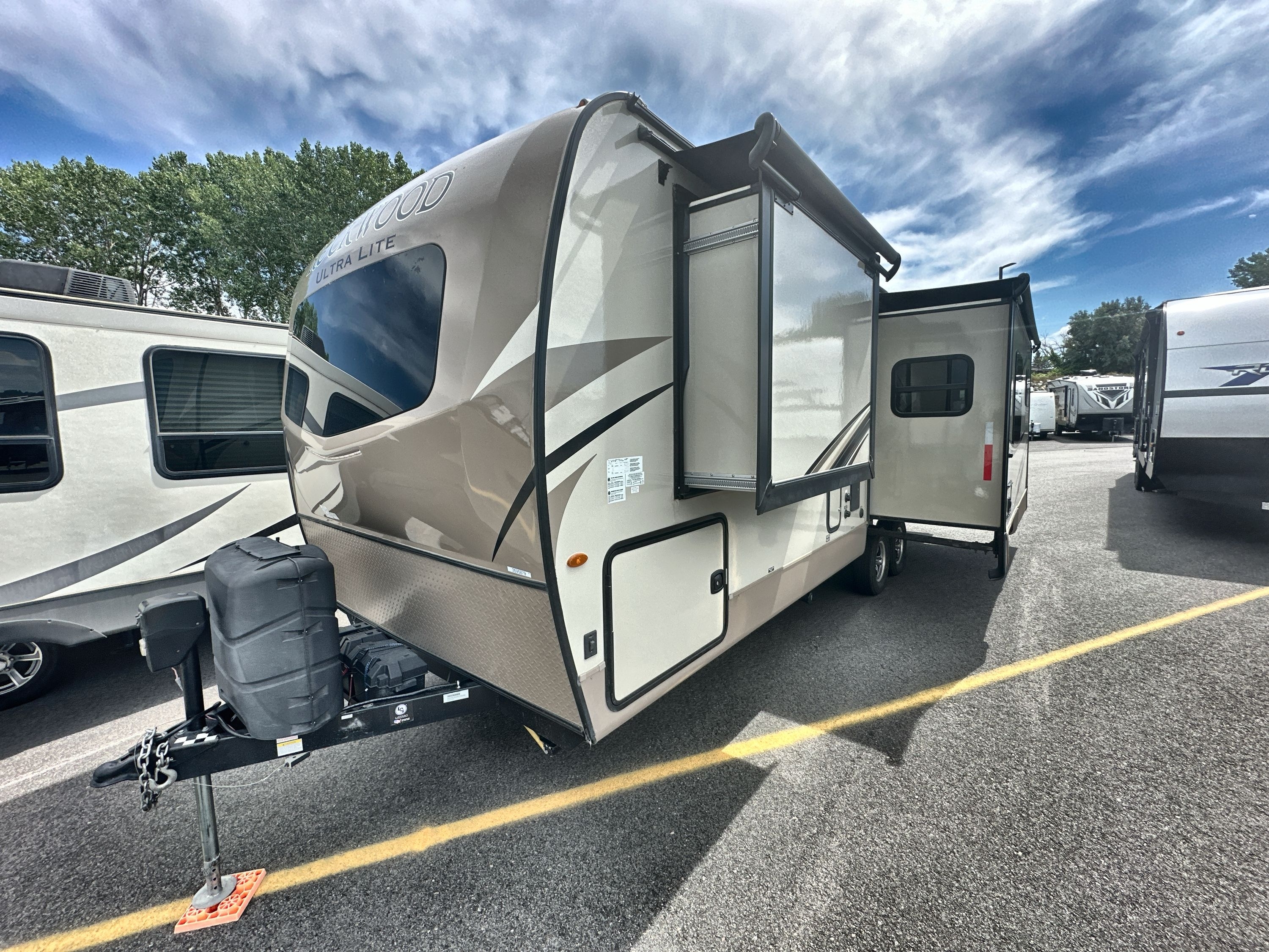 2019 Forest River ROCKWOOD ULTRA LITE 2604WS in billings MT