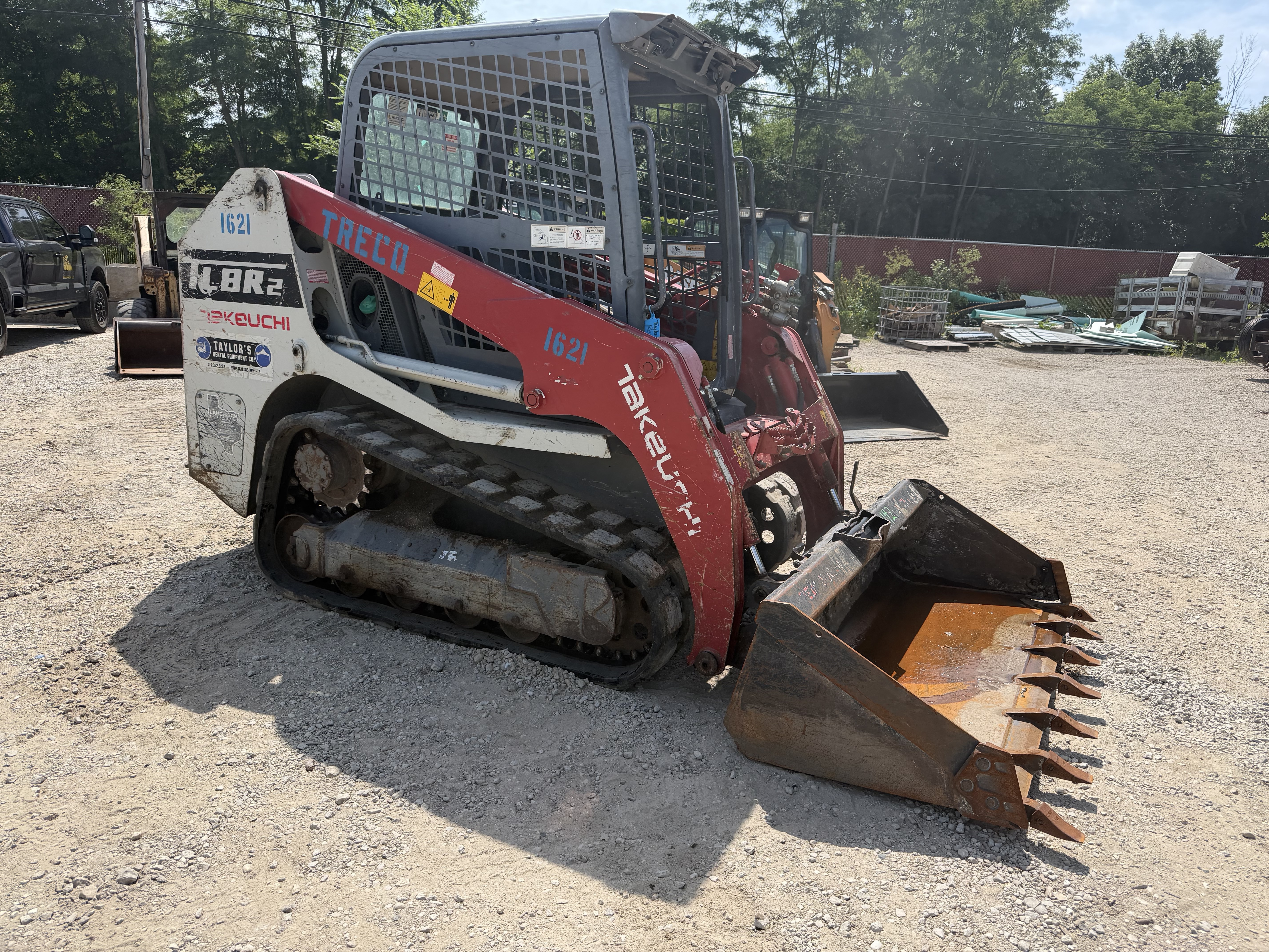2021 TAKEUCHI TL8 in Batavia, IL