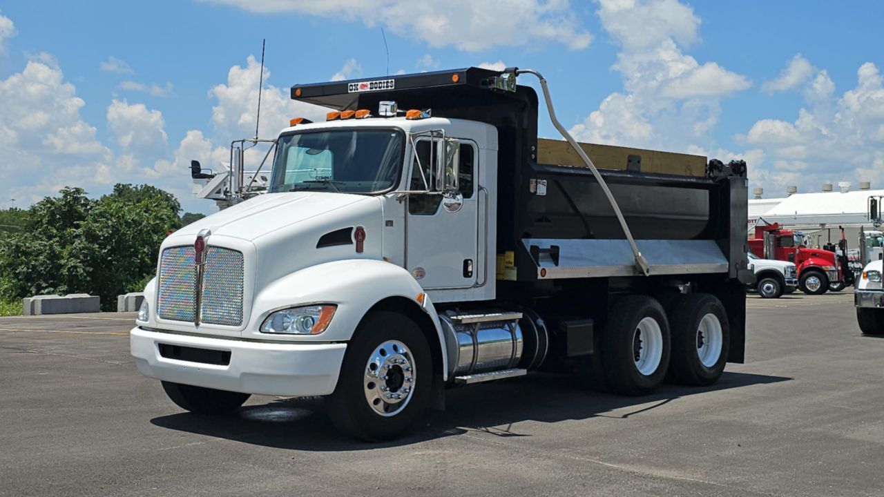 2021 KENWORTH T370 in Decatur, GA