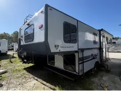2027 TRAILMANOR 2720 SERIES QB
