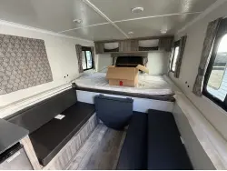 2027 TRAILMANOR 2720 SERIES QB