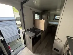 2027 TRAILMANOR 2720 SERIES QB