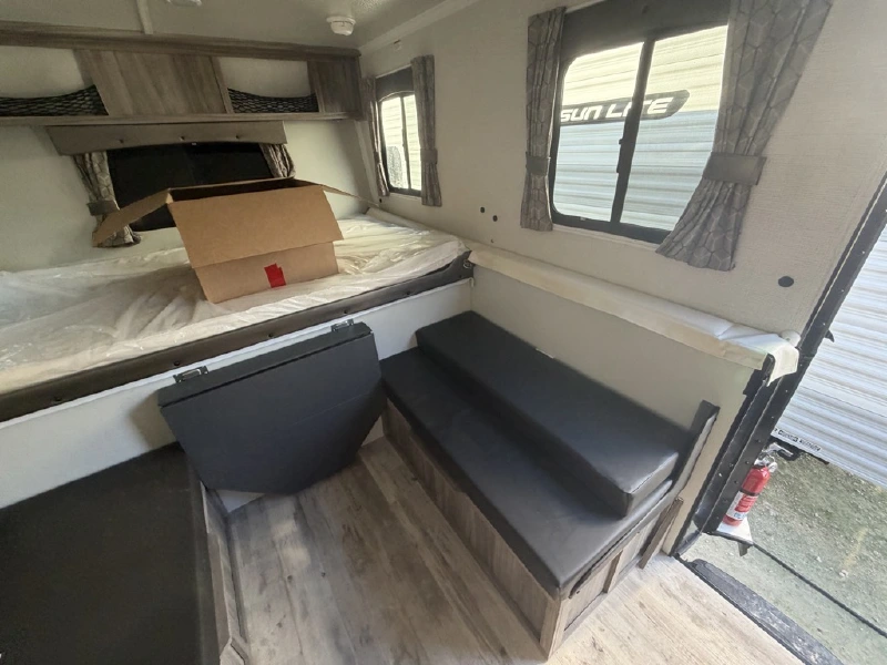 2027 TRAILMANOR 2720 SERIES QB