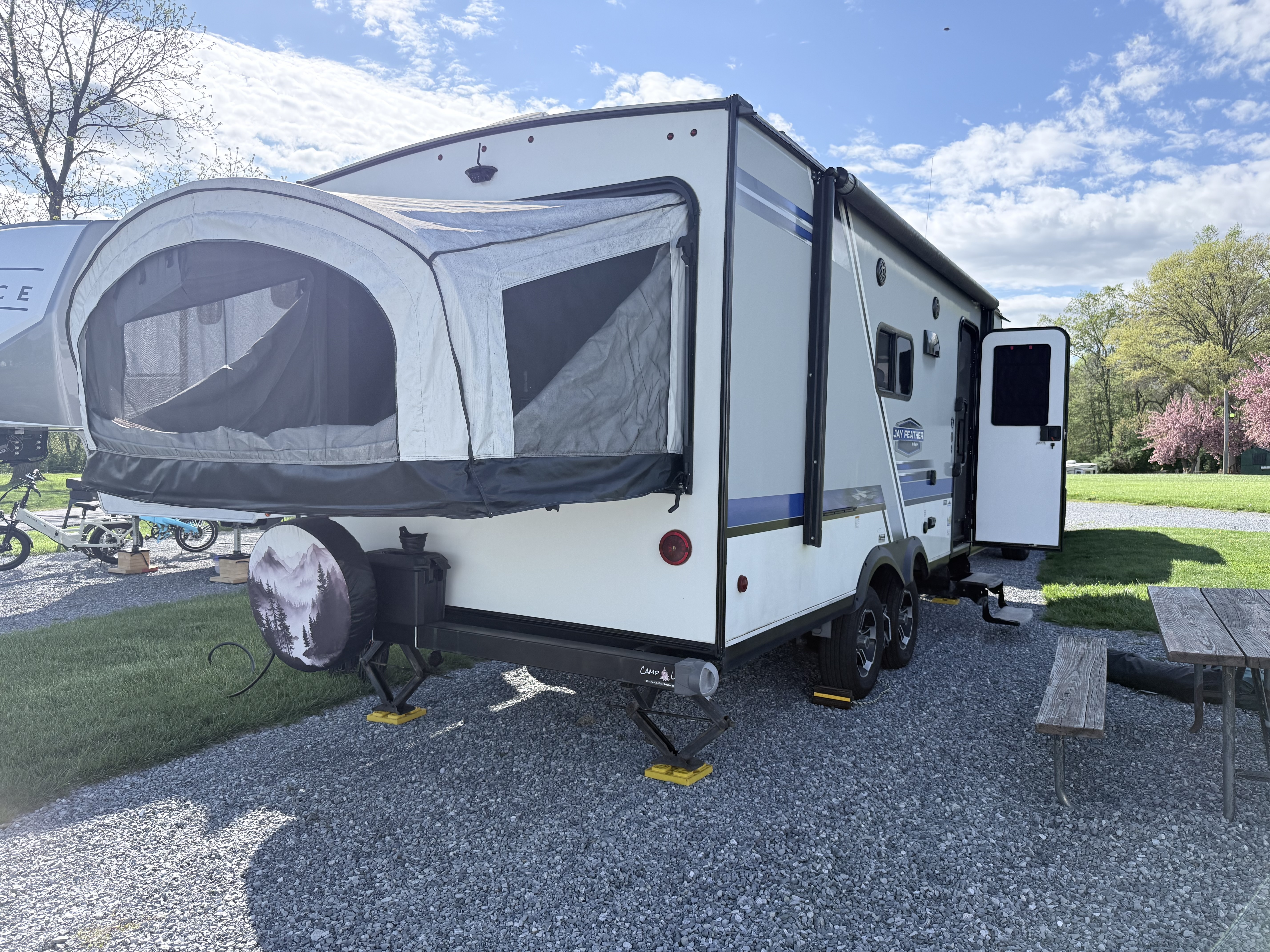 2019 Jayco JAY FEATHER X23B in east windsor NJ