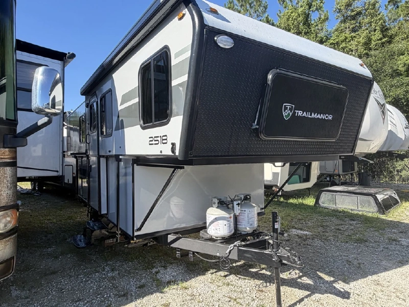 2027 TRAILMANOR