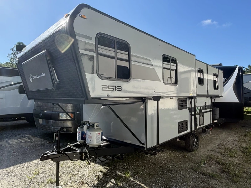 2027 TRAILMANOR 2518 KB