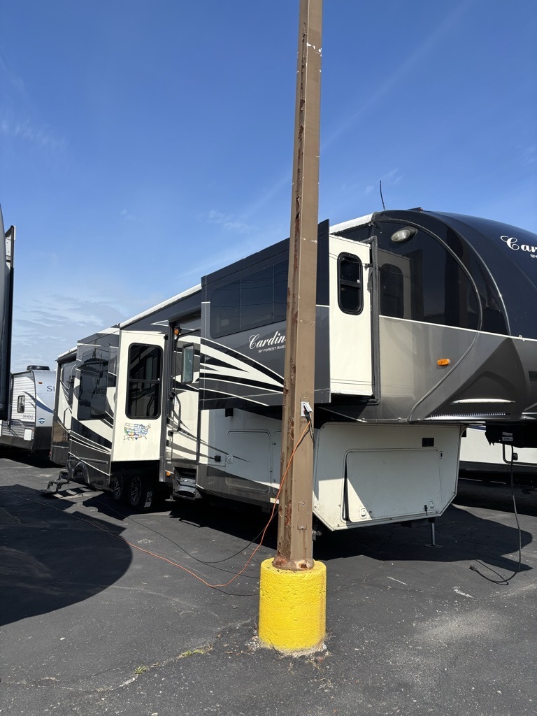 2016 Forest River CARDINAL 3825FL in sandusky OH