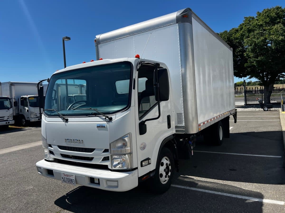 2019 ISUZU NPR HD in Santa Fe Springs, CA