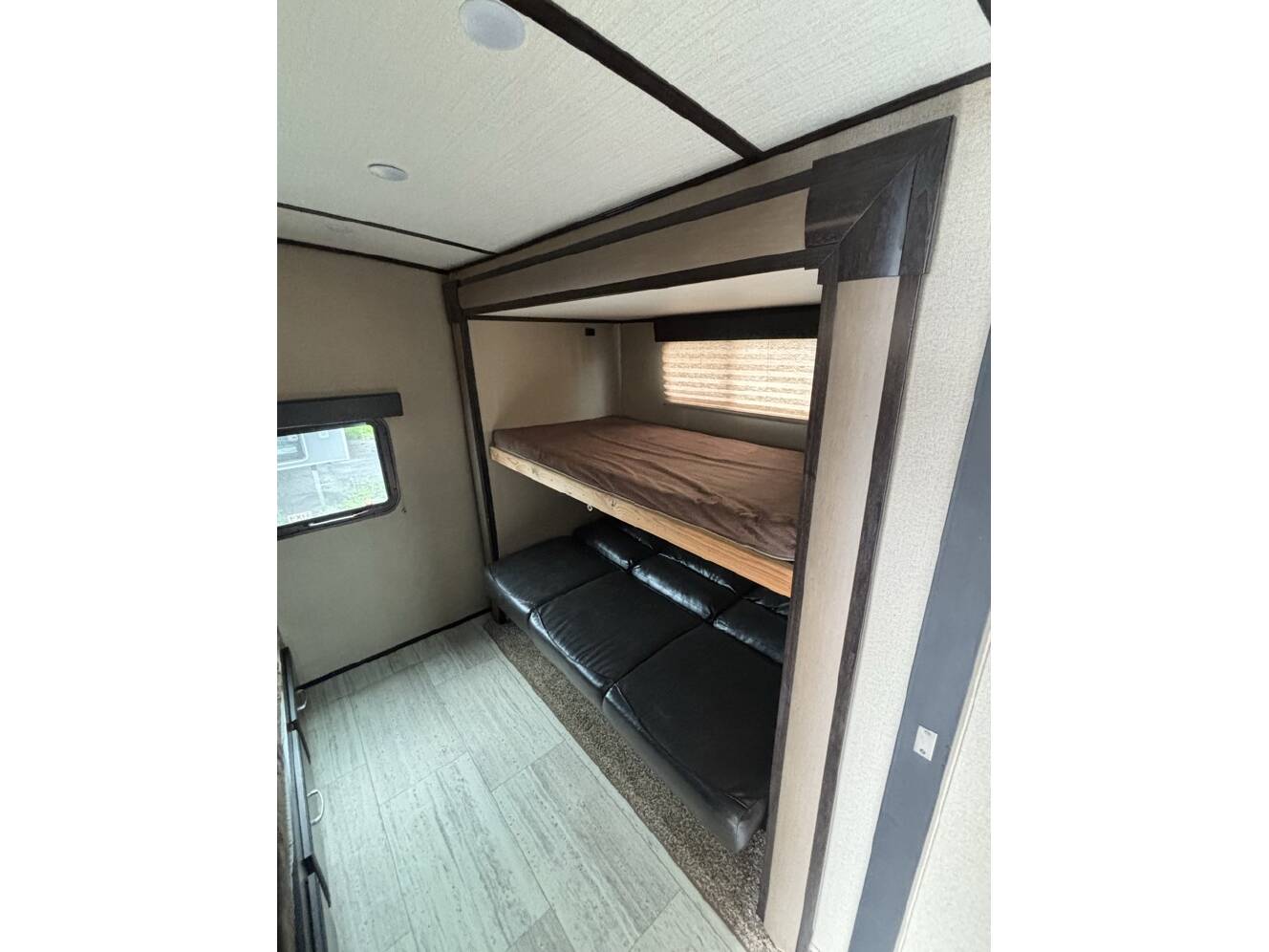 A photo of this 2018 Grand Design IMAGINE 3170BH
