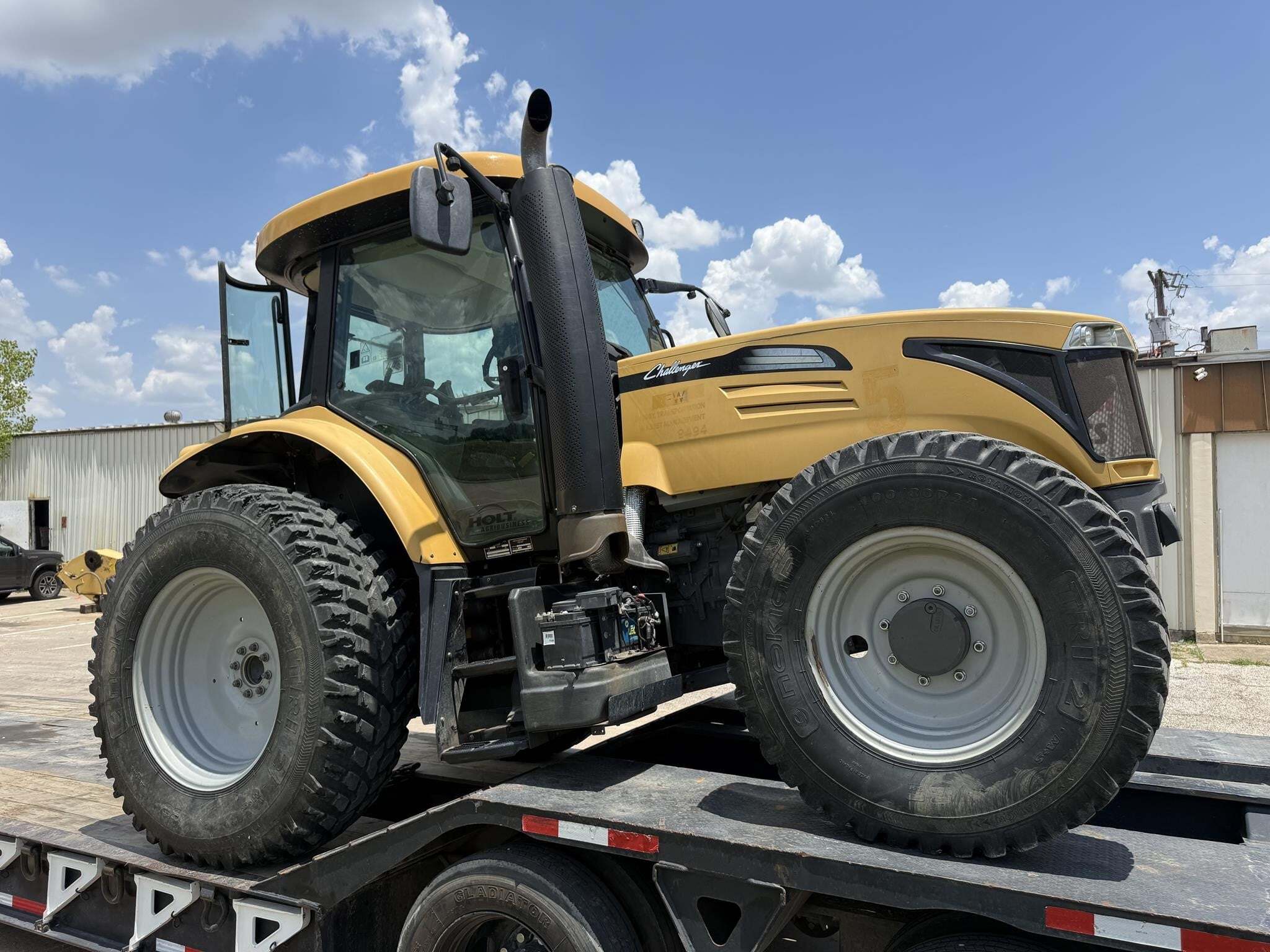 2015 AGCO A4 in Irving, TX