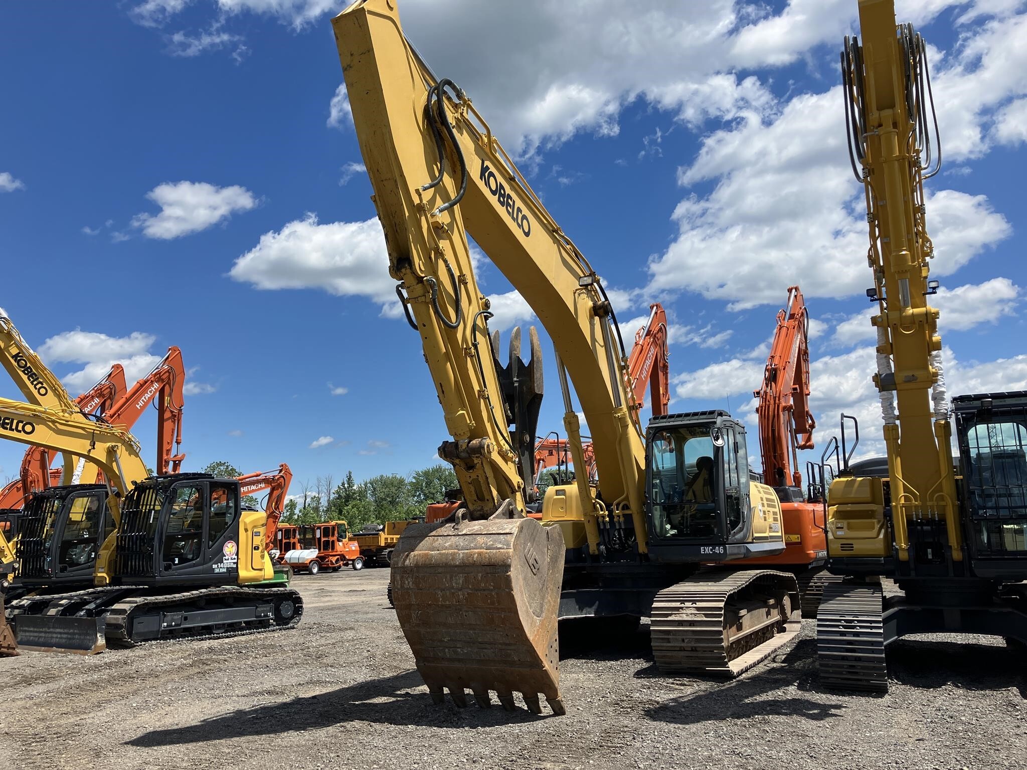 2014 KOBELCO SK350 LC-9E in East Syracuse, NY