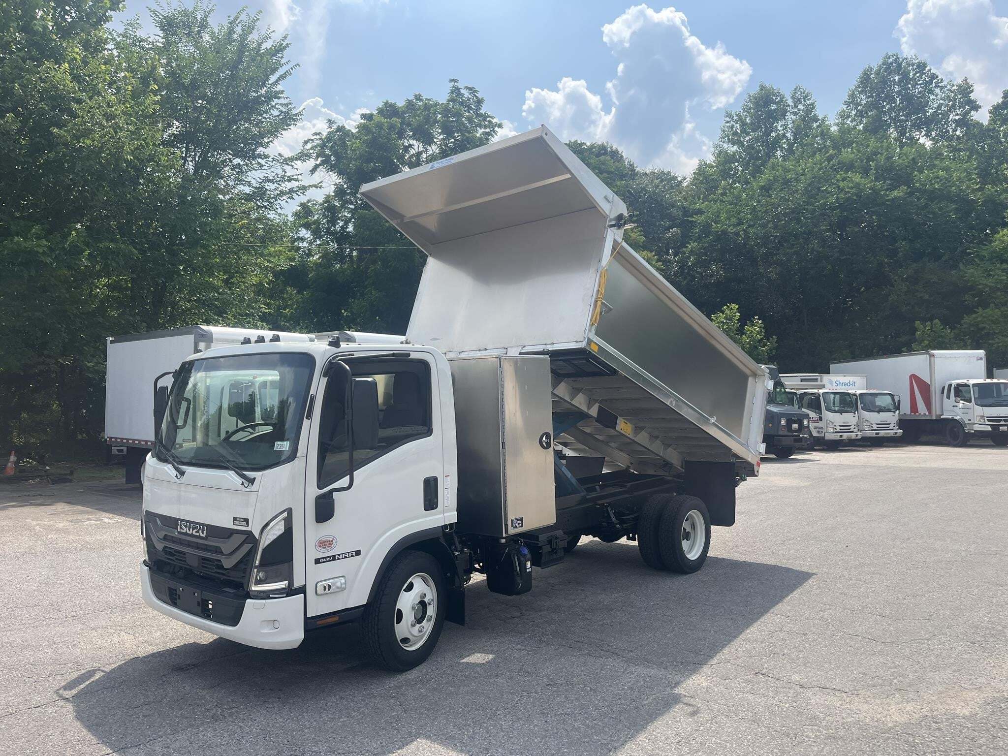 2025 ISUZU NRR in Glen Burnie, MD