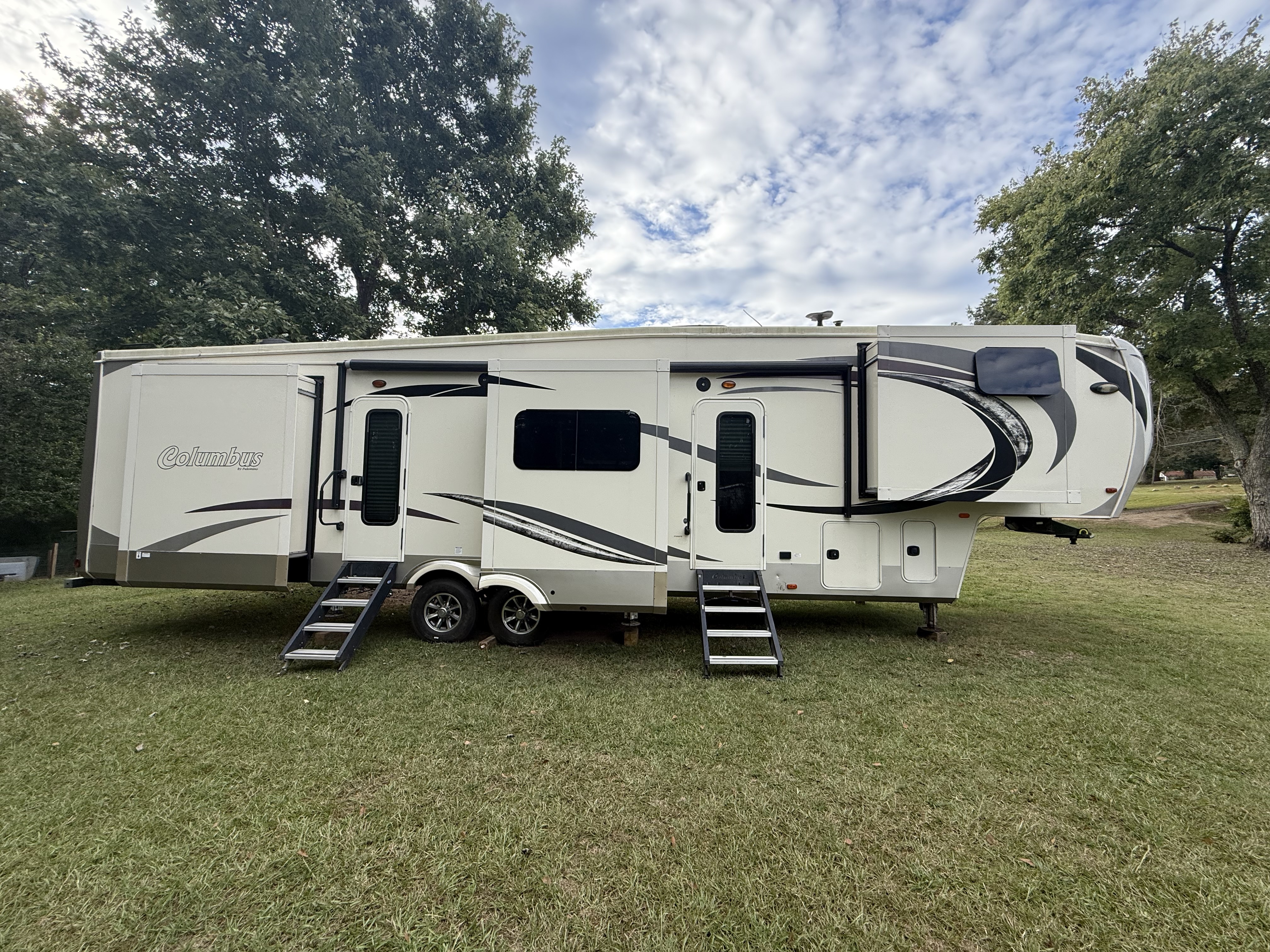 2018 Forest River PALOMINO COLUMBUS RV