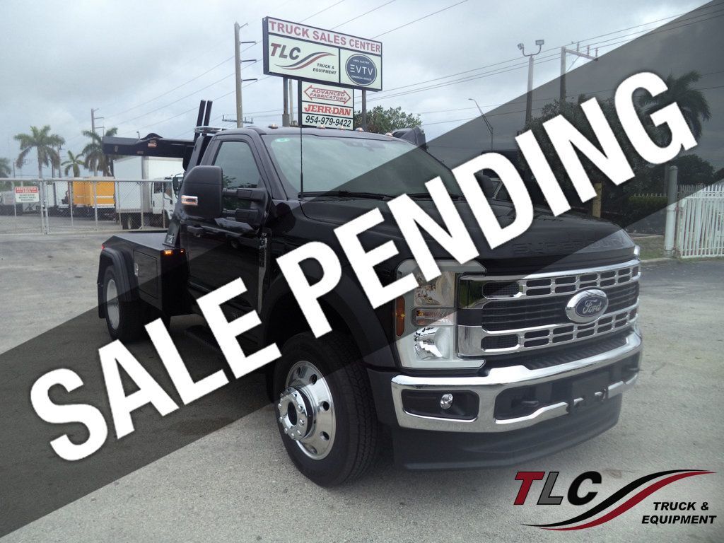 2024 FORD F450 in Pompano Beach, FL