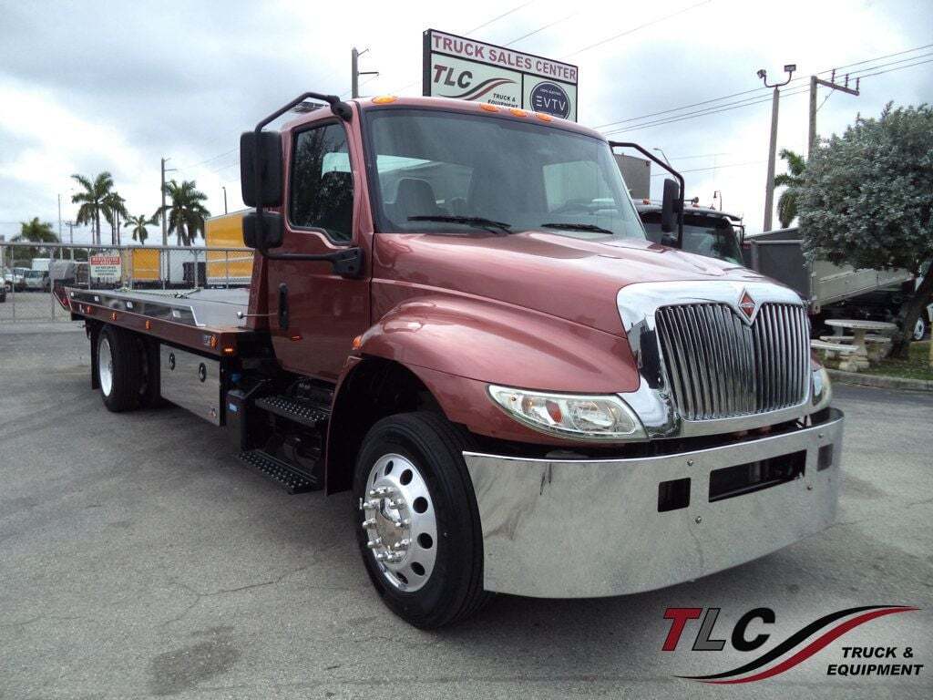 2020 INTERNATIONAL MV607 in Pompano Beach, FL