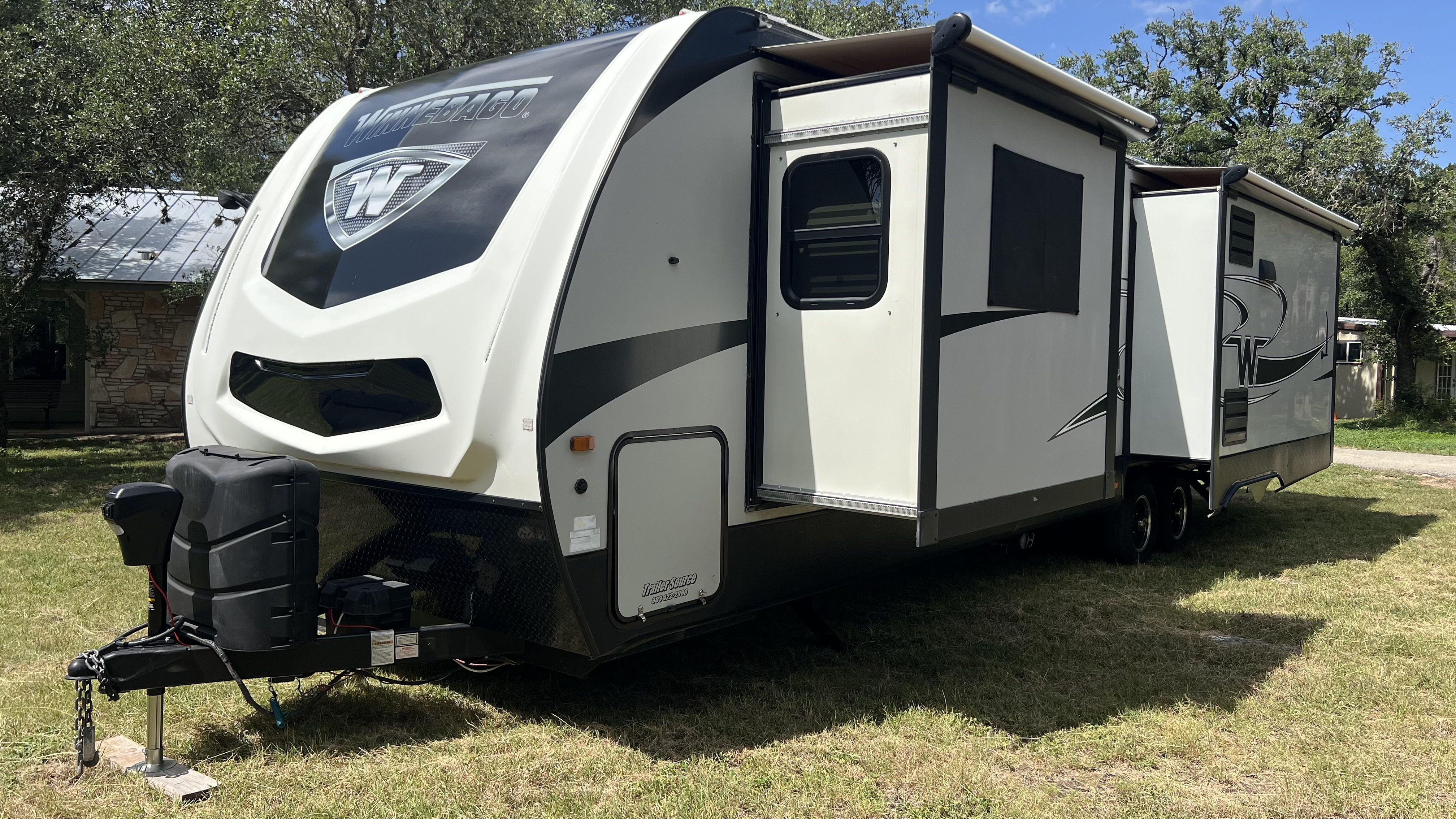 2018 Winnebago MINNIE PLUS 30RLSS RV