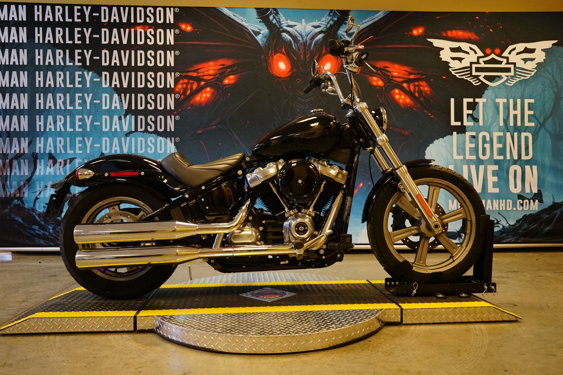 2022 Harley-Davidson Softail® Standard STANDARD in Williamstown, WV