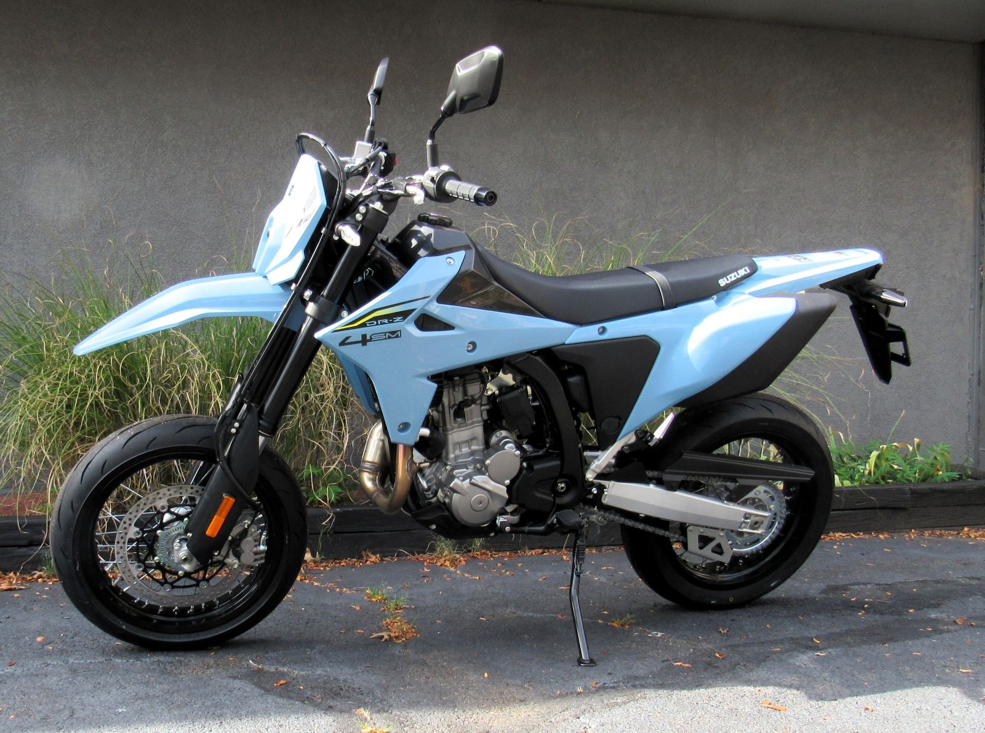 2025 Suzuki DR-Z4SM BASE in New Haven, CT