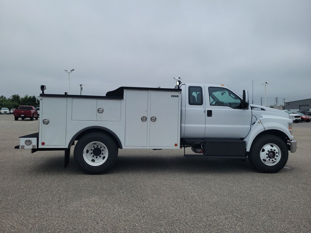 2027 FORD F650 in Manahawkin, NJ