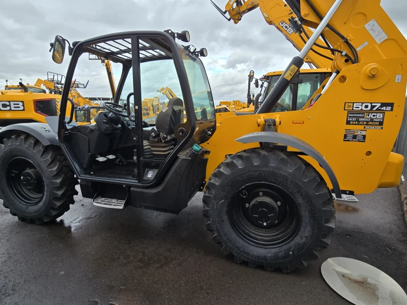 2024 JCB 507-42