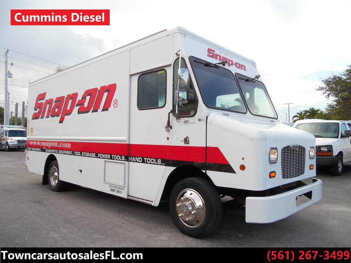 2016 FREIGHTLINER MT45 in West Palm Beach, FL