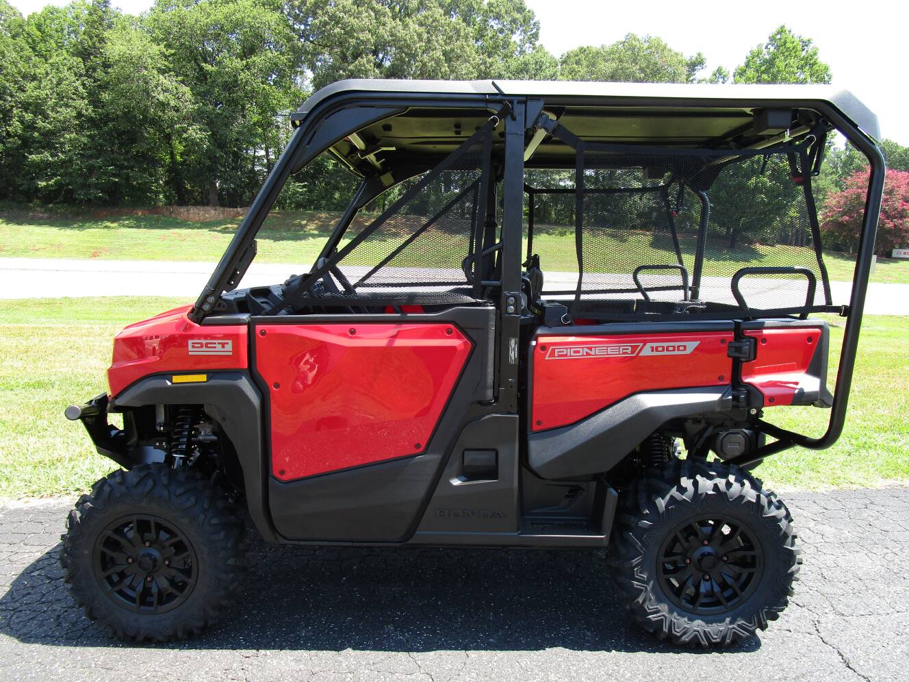 A photo of this 2026 Honda Pioneer 1000-5 Deluxe