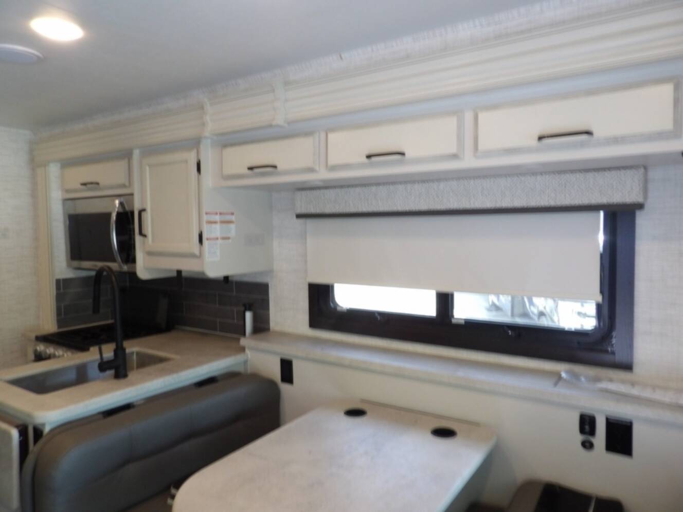 A photo of this 2024 Jayco Alante 27A