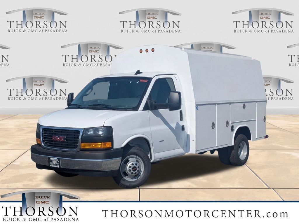 2026 GMC SAVANA CUTAWAY in Pasadena, CA