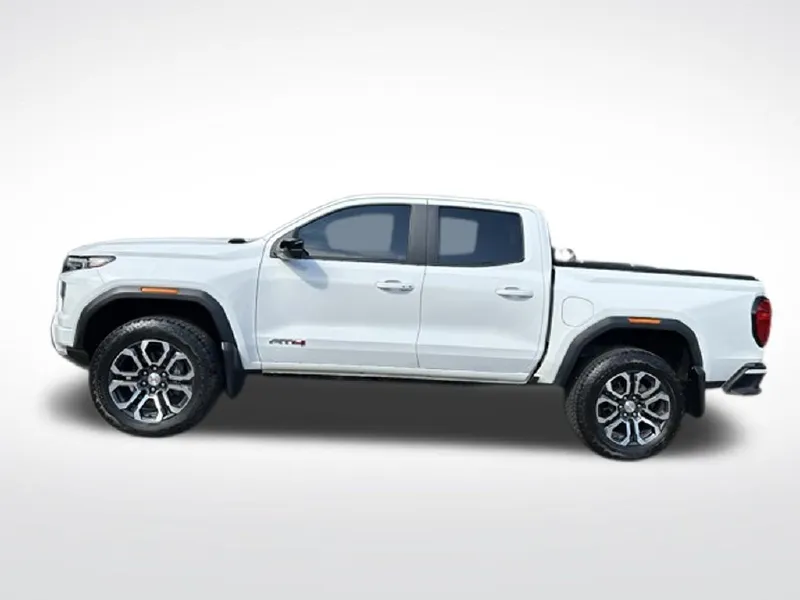 2023 GMC CANYON
