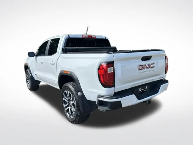 2023 GMC CANYON