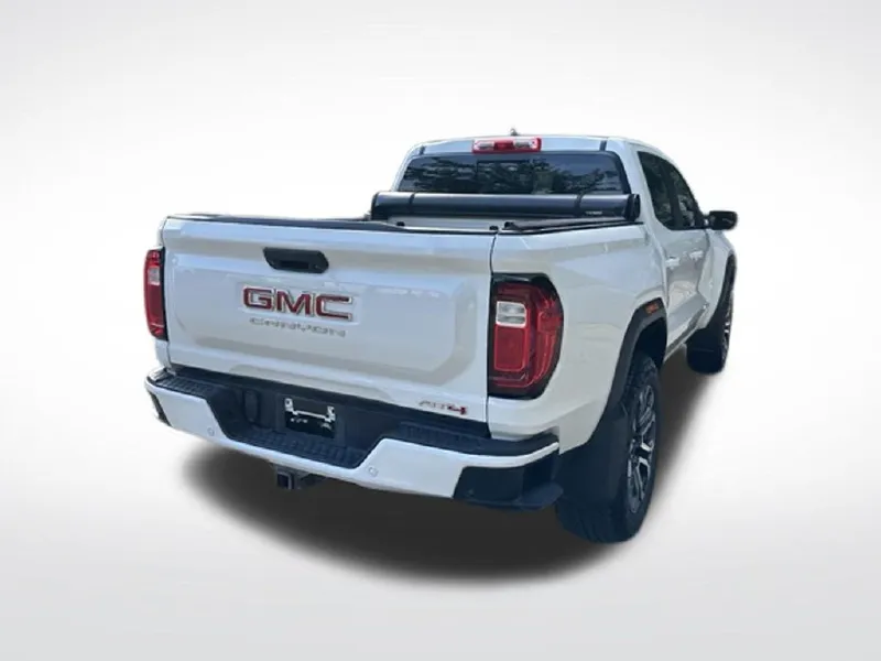 2023 GMC CANYON
