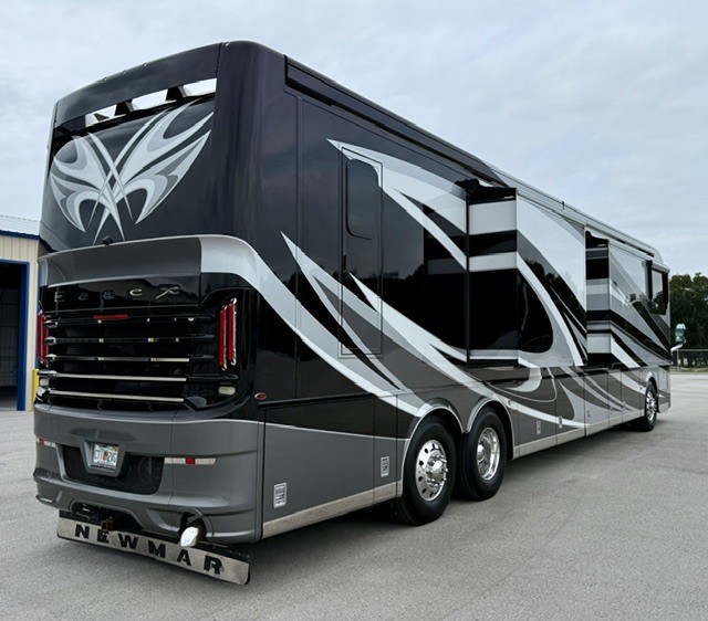 2018 Newmar ESSEX 4531 in lakeland FL