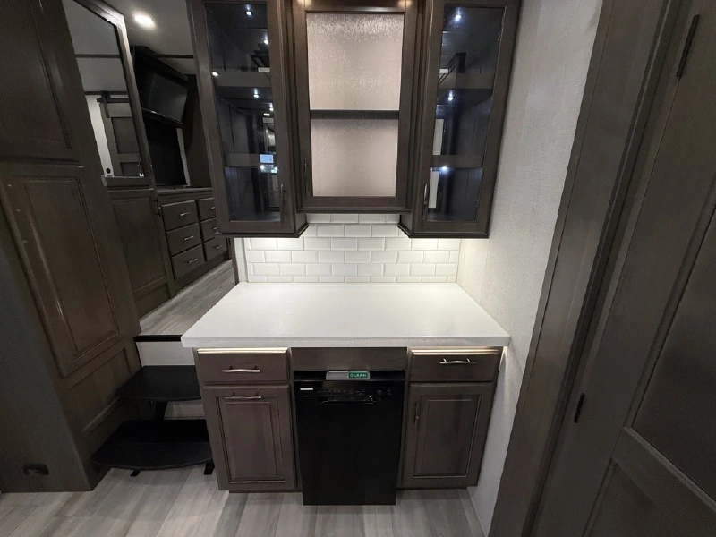 2025 GRAND DESIGN SOLITUDE 382WB R