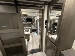 2025 GRAND DESIGN SOLITUDE 382WB R