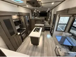 2025 GRAND DESIGN SOLITUDE 382WB R