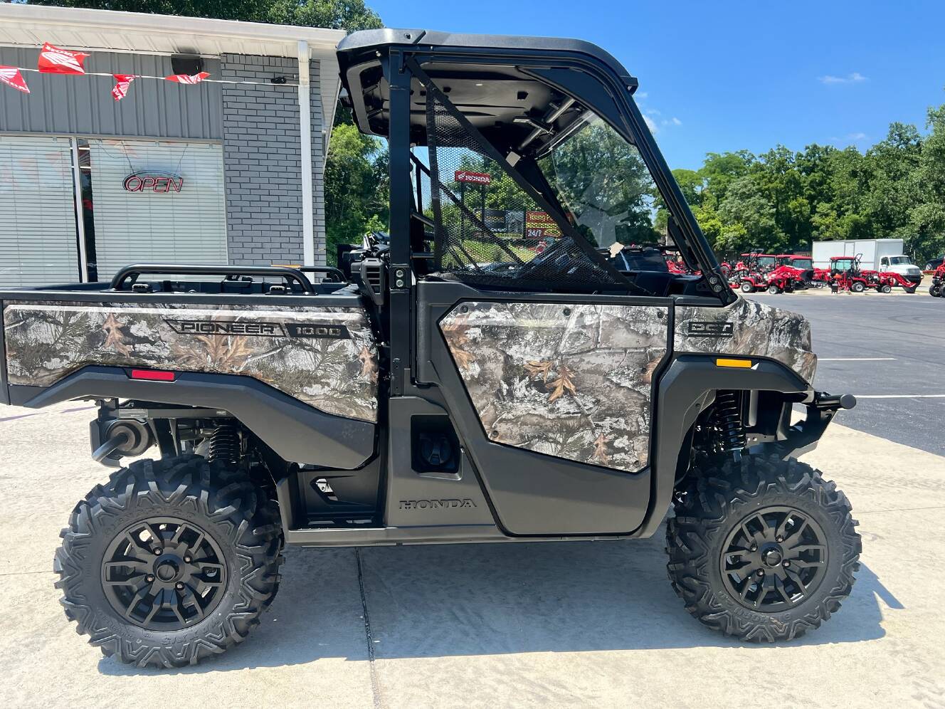 A photo of this 2026 Honda Pioneer 1000 Deluxe