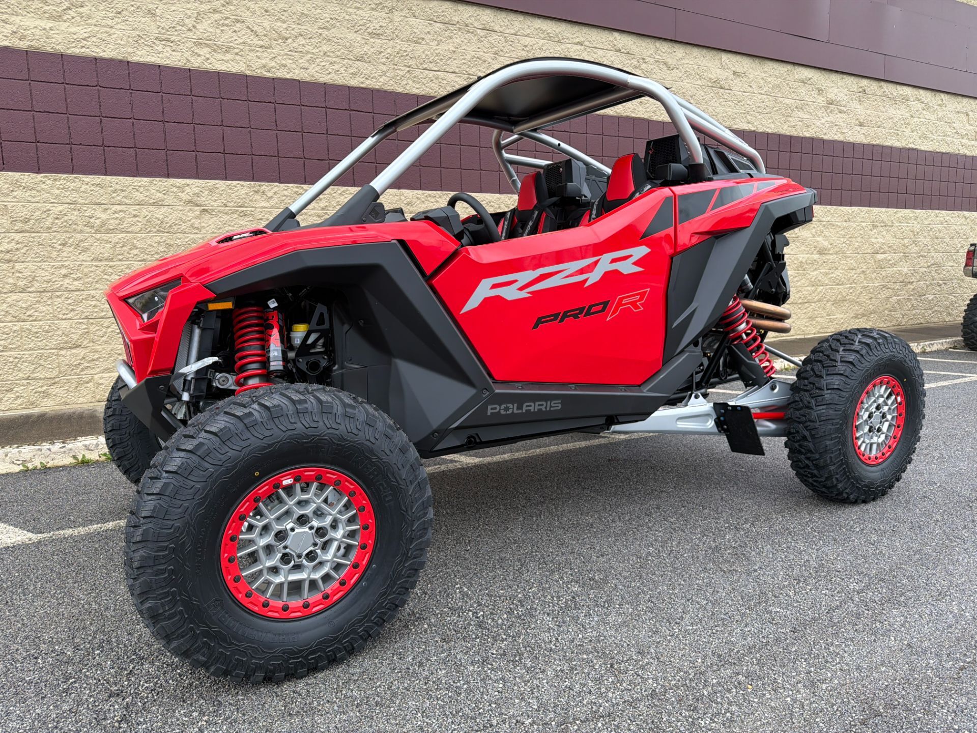 2026 Polaris RZR Pro R Ultimate in saint clairsville OH