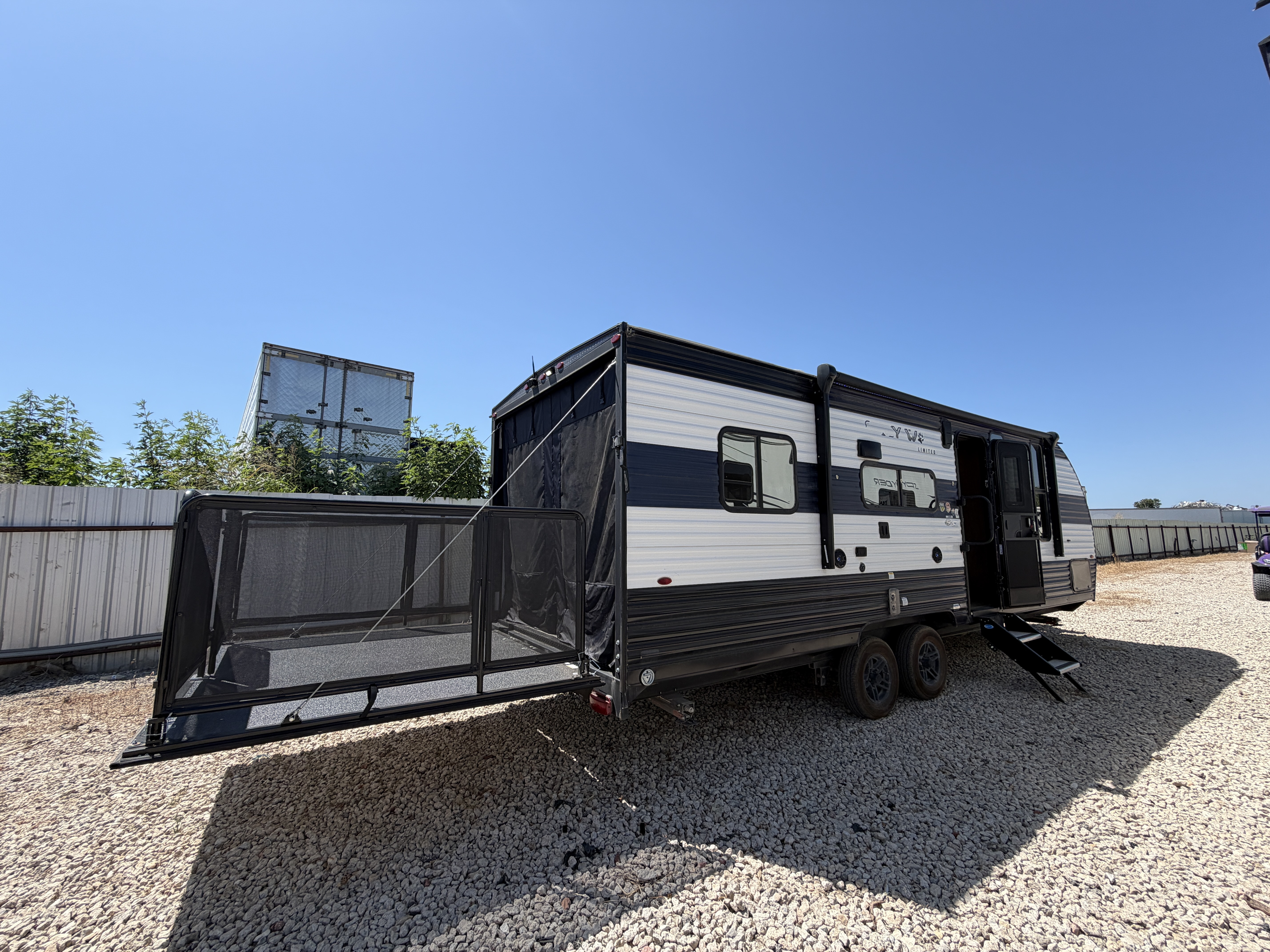 2023 Forest River Cherokee Grey Wolf Limited 22R Travel Trailer Toy Hauler RV