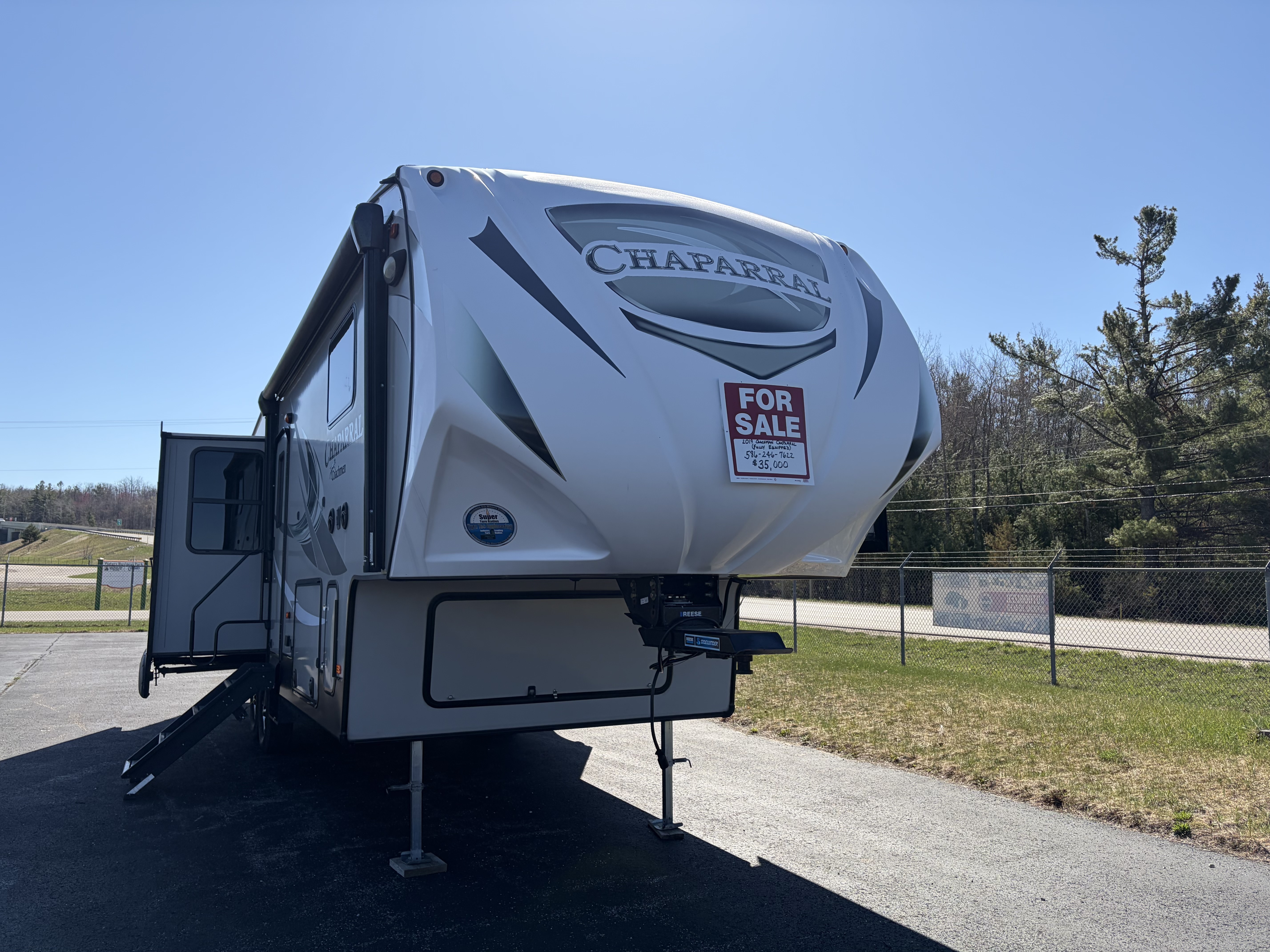 2019 Coachmen CHAPARRAL 298RLS in gaylord MI