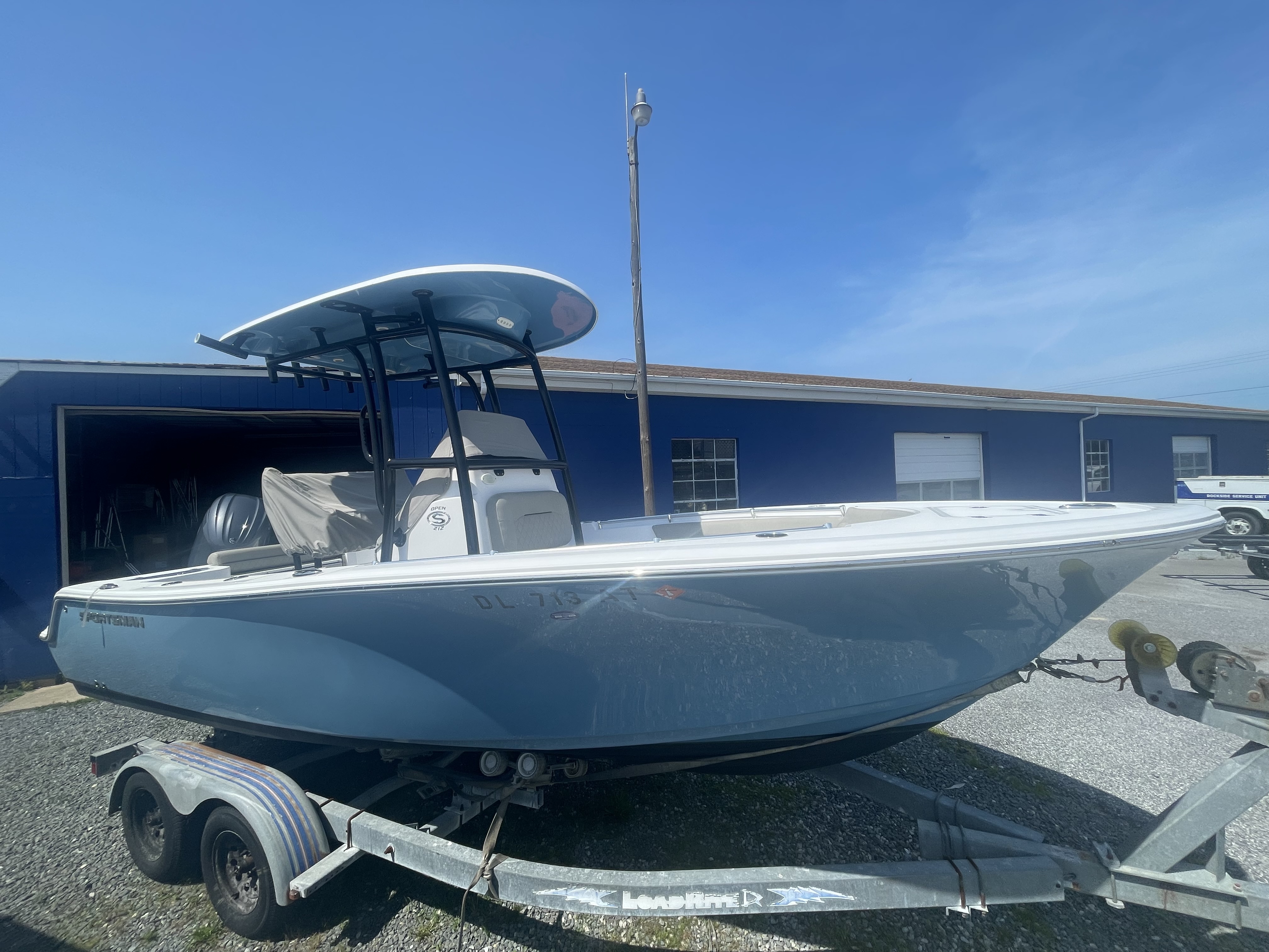 2024 Sportsman Open 212 Center Console Boat boat