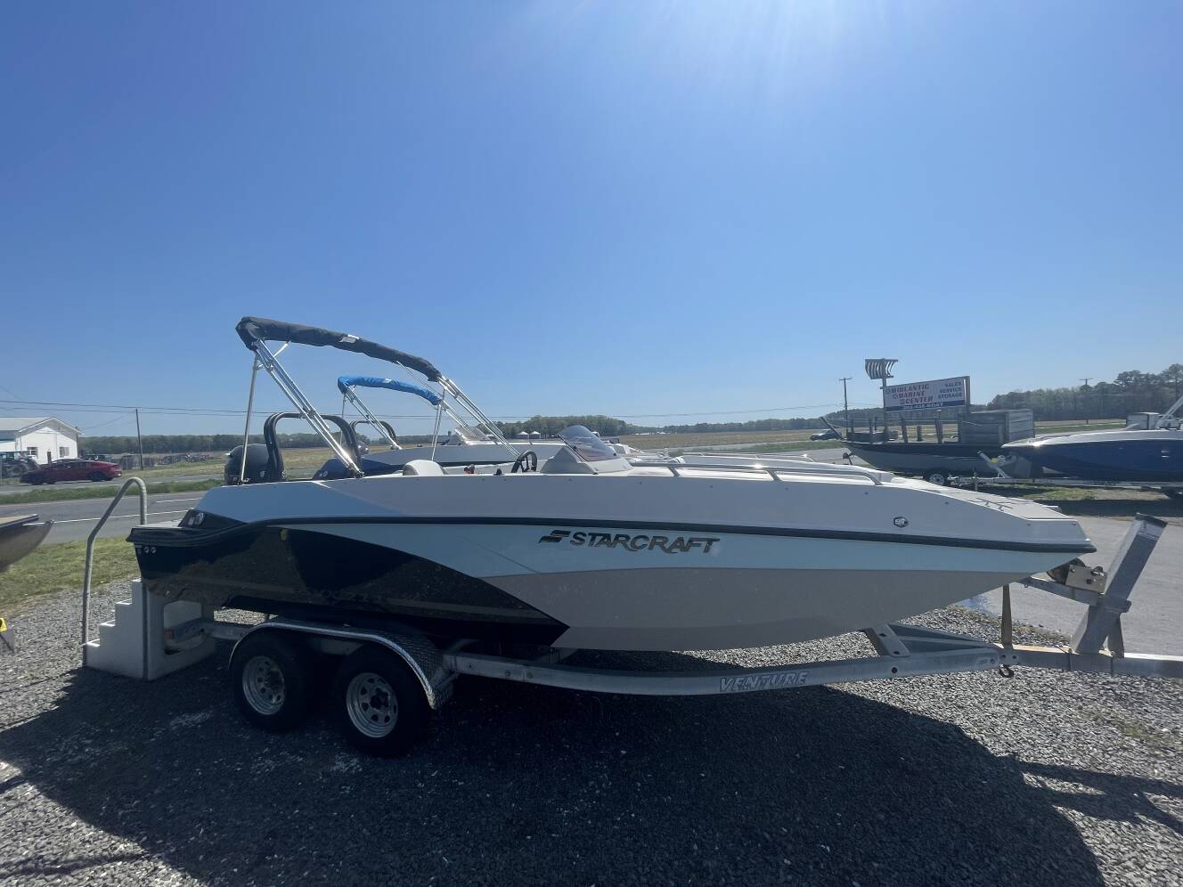 A photo of this 2026 Starcraft SVX 211 OB