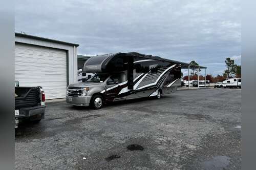 2022 Thor Motor Coach MAGNITUDE SUPER C SV34 in winder GA