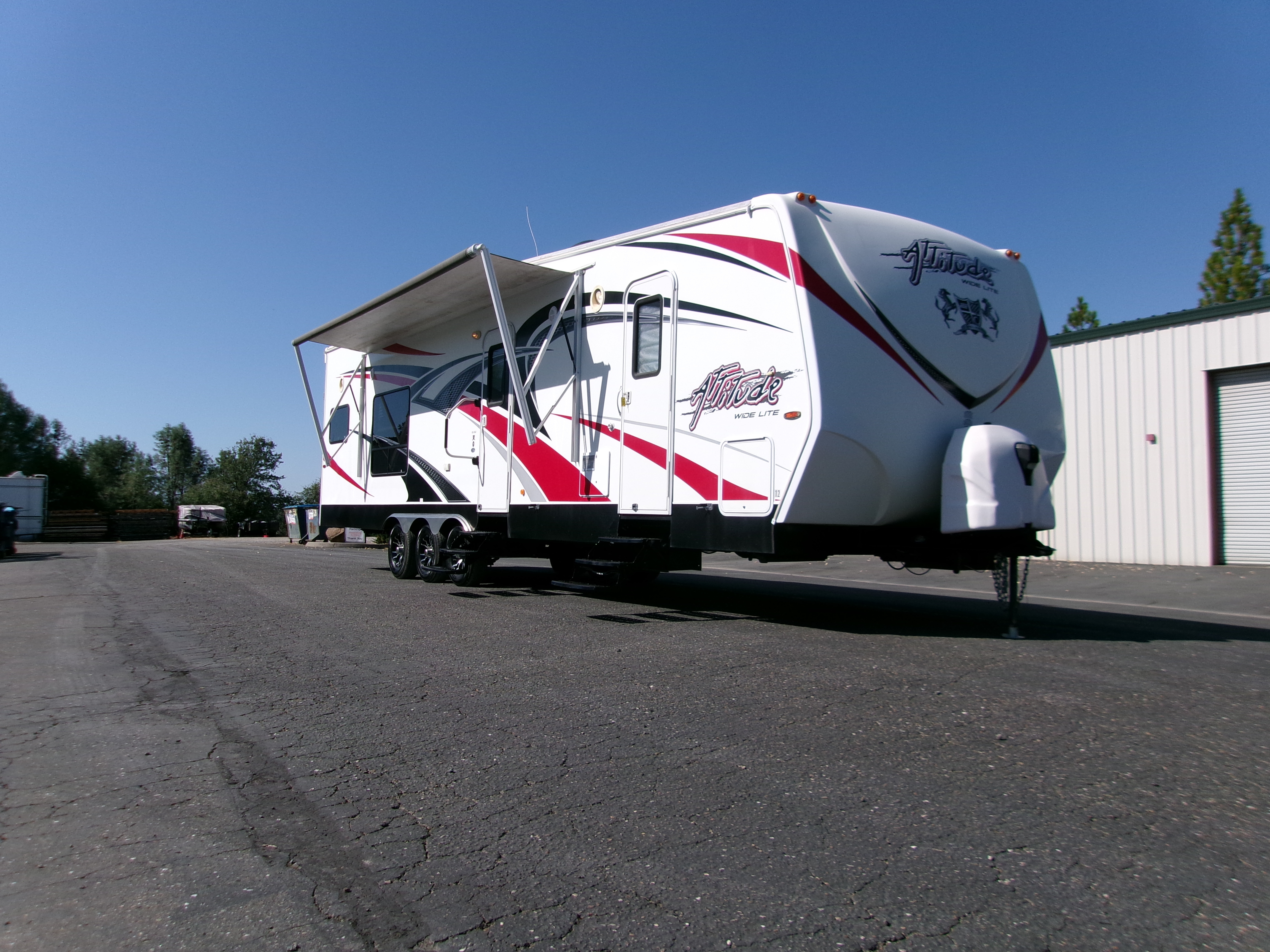 2014 Eclipse Recreational Vehicles ATTITUDE 32GSG in placerville CA