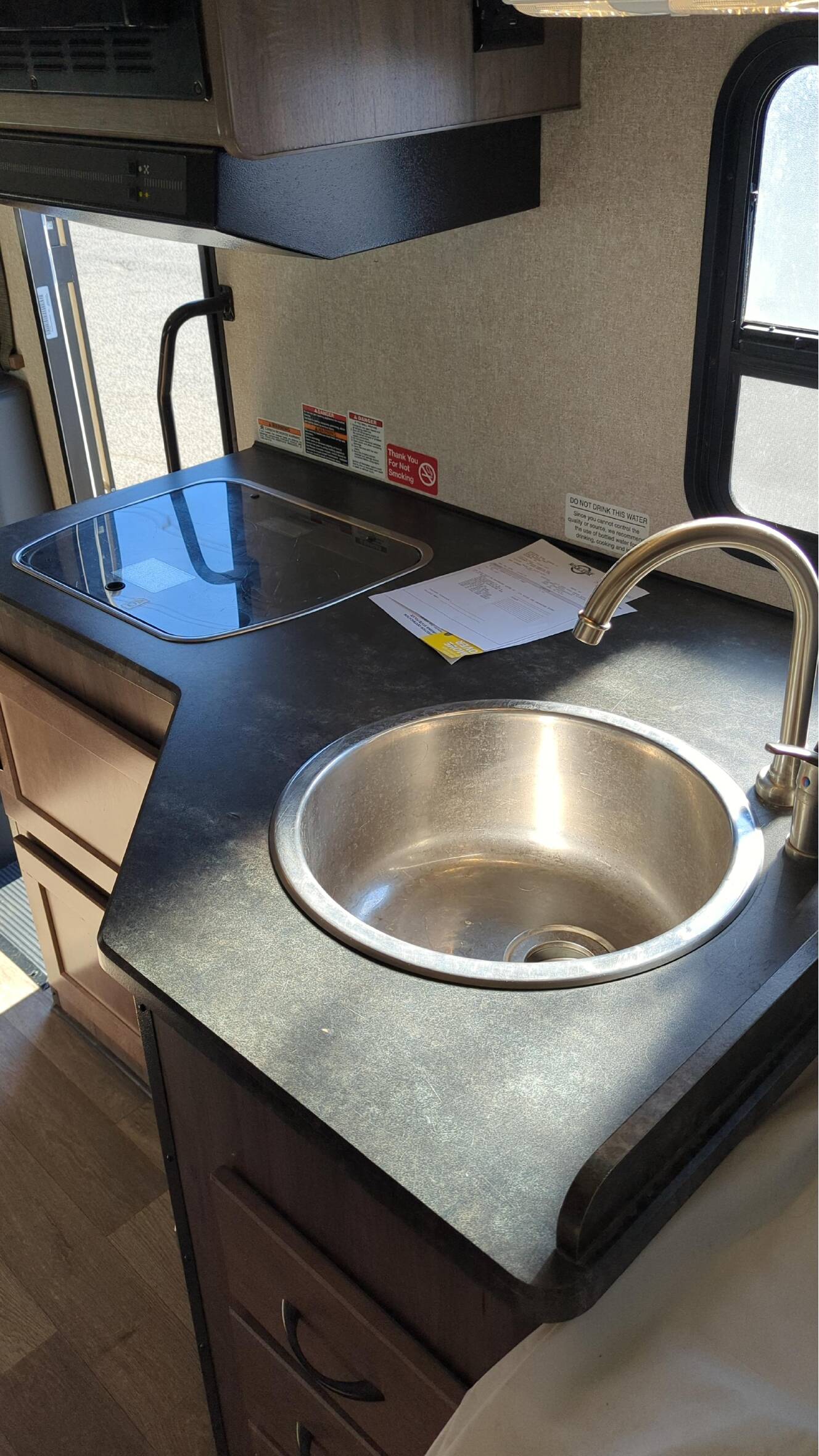 A photo of this 2021 Winnebago MINNIE WINNIE 325AR