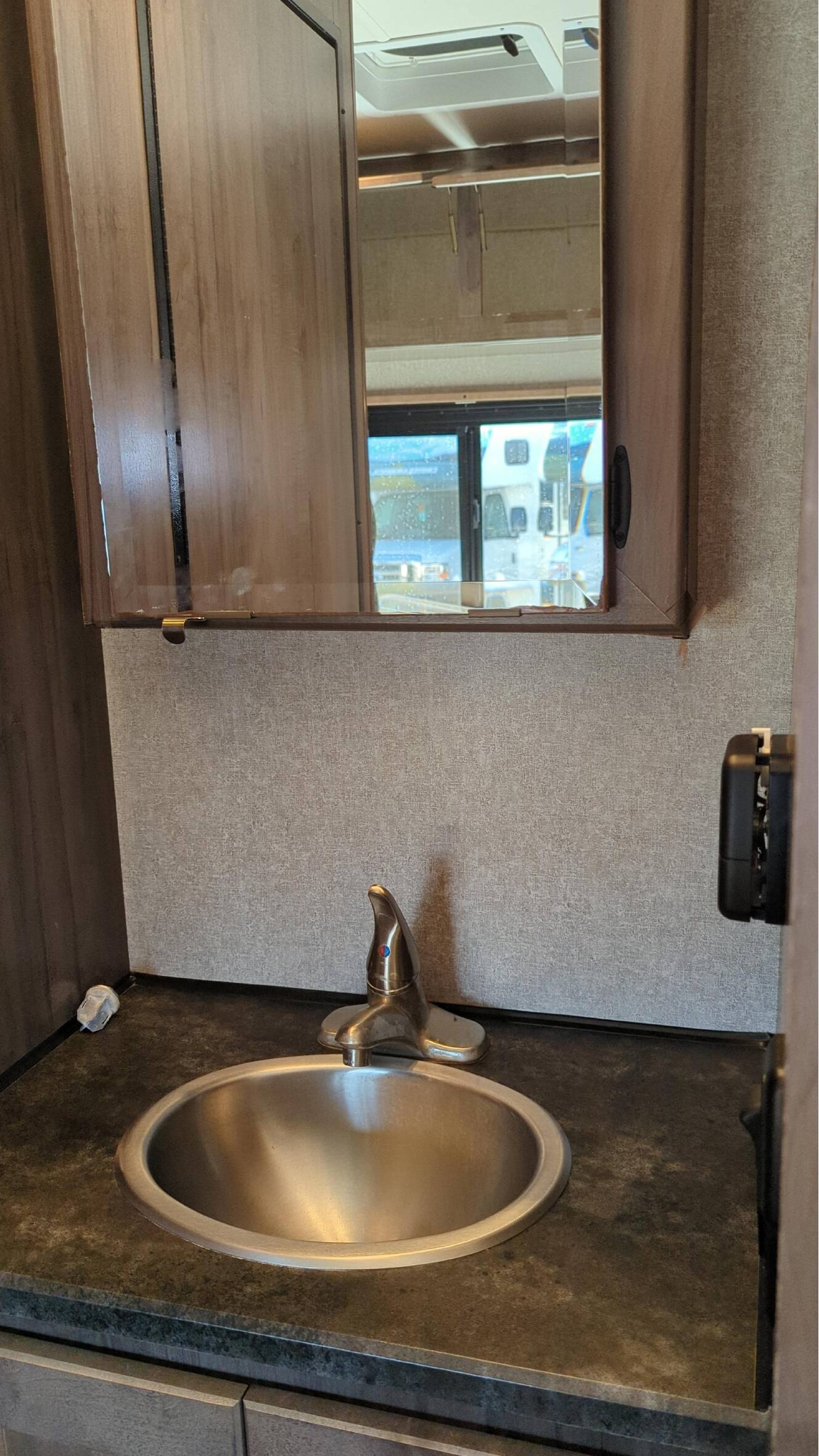 A photo of this 2021 Winnebago MINNIE WINNIE 325AR