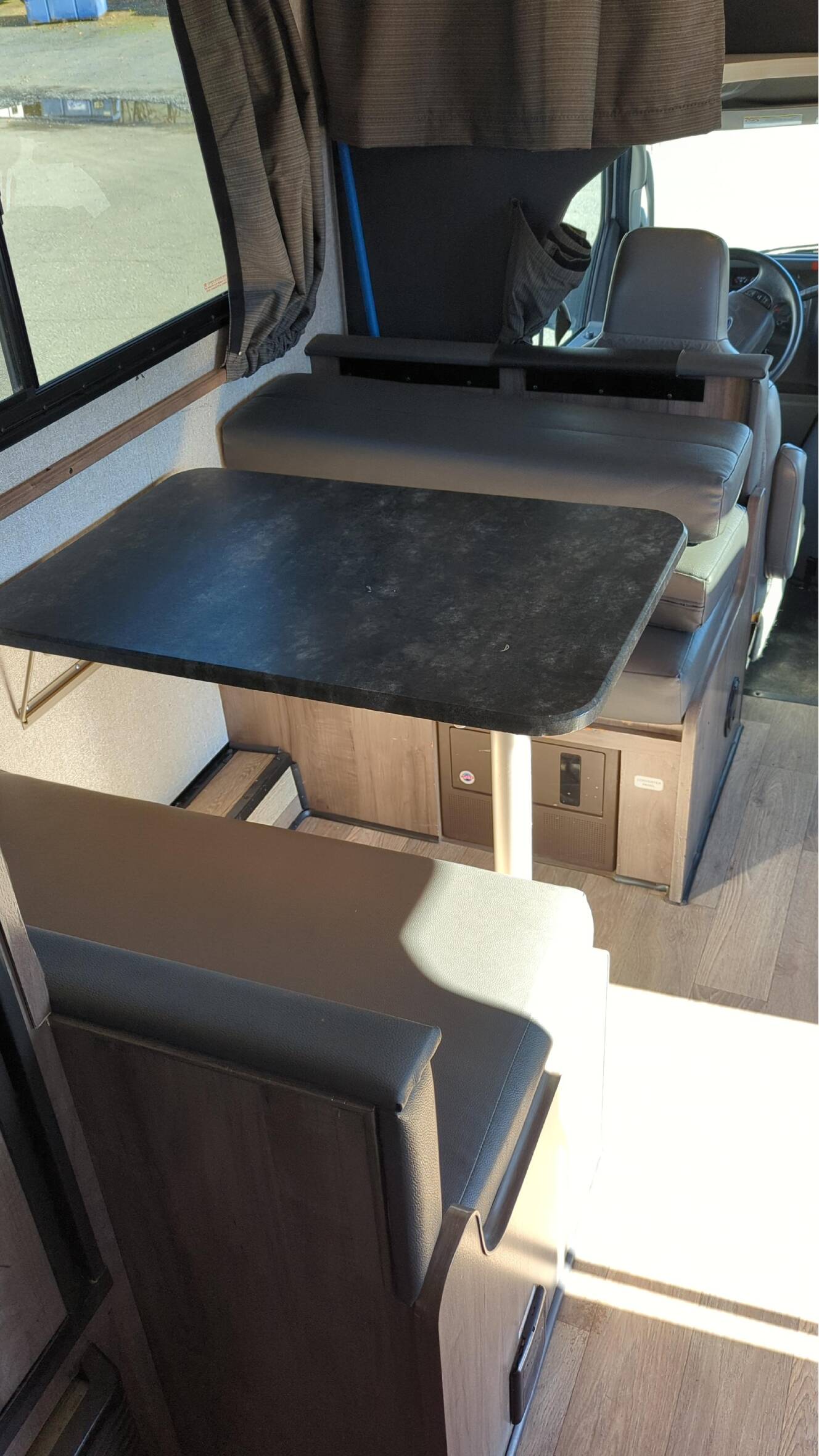 A photo of this 2021 Winnebago MINNIE WINNIE 325AR