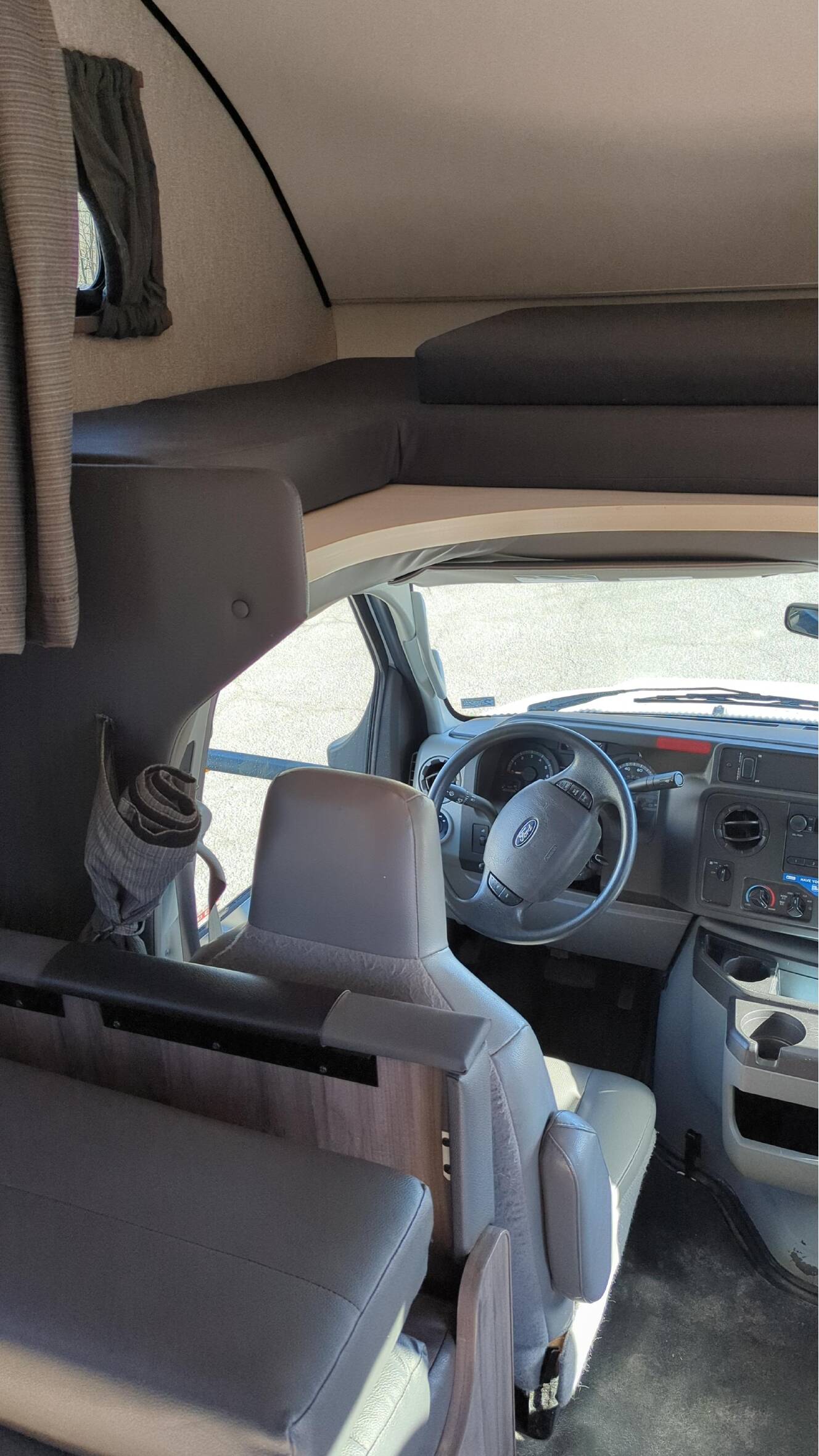 A photo of this 2021 Winnebago MINNIE WINNIE 325AR